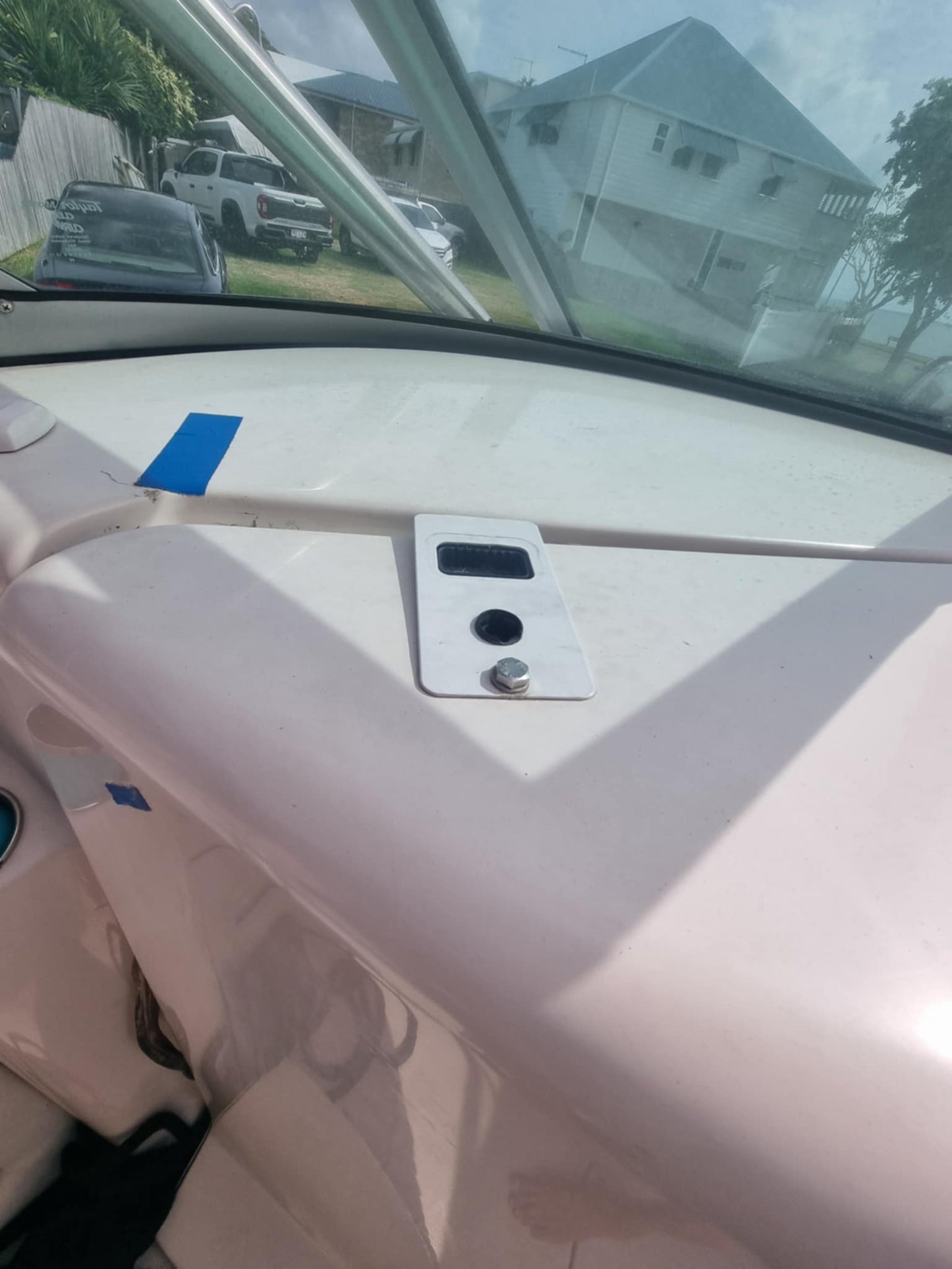 2008 Rinker 7.9