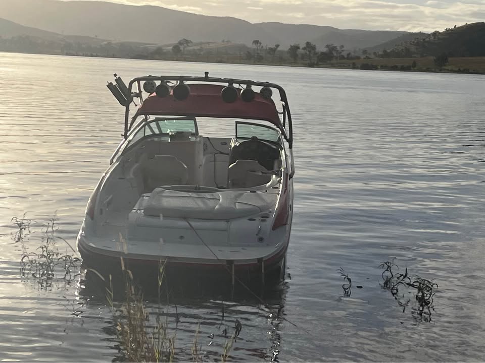 2008 Rinker 7.9