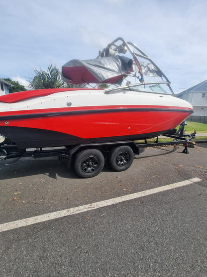 2008 Rinker 7.9